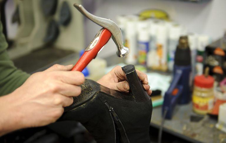 Mẹo sửa giày cao gót - hướng dẫn từ chuyên gia